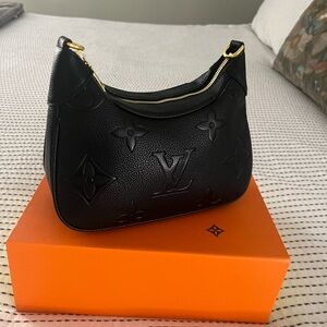 Black Designer-Style Shoulder Bag with Gold Hardware